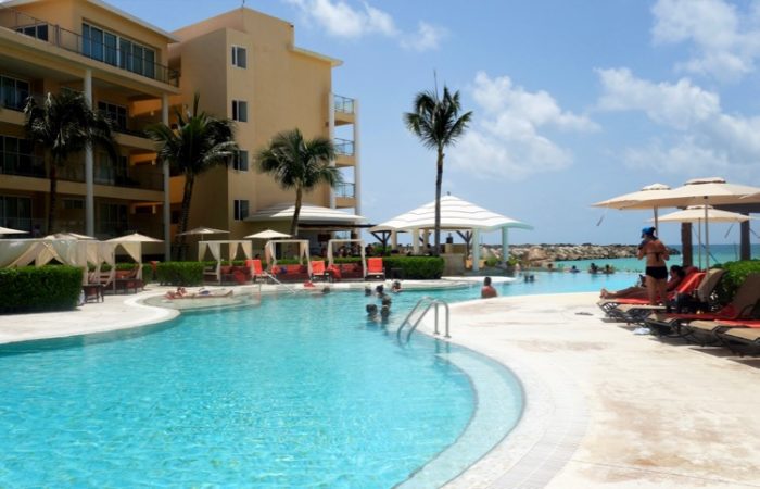 Riviera Cancun family resort