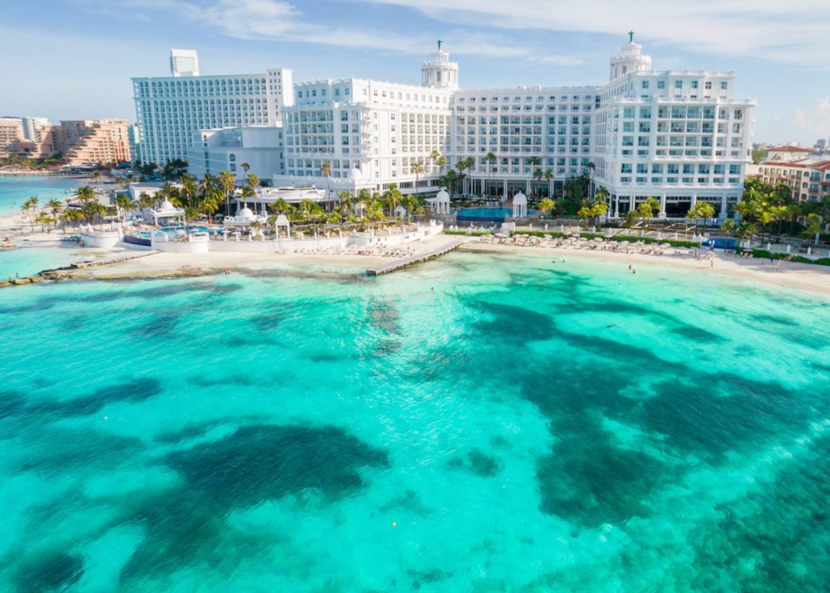 Where to stay in the Cancun hotel zone.