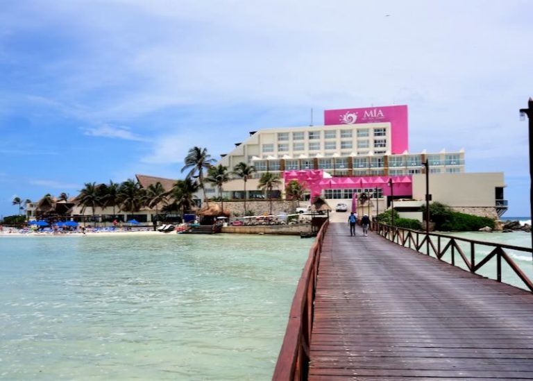 13 Best Hotels & Beach Resorts in Isla Mujeres - Mexico Dave