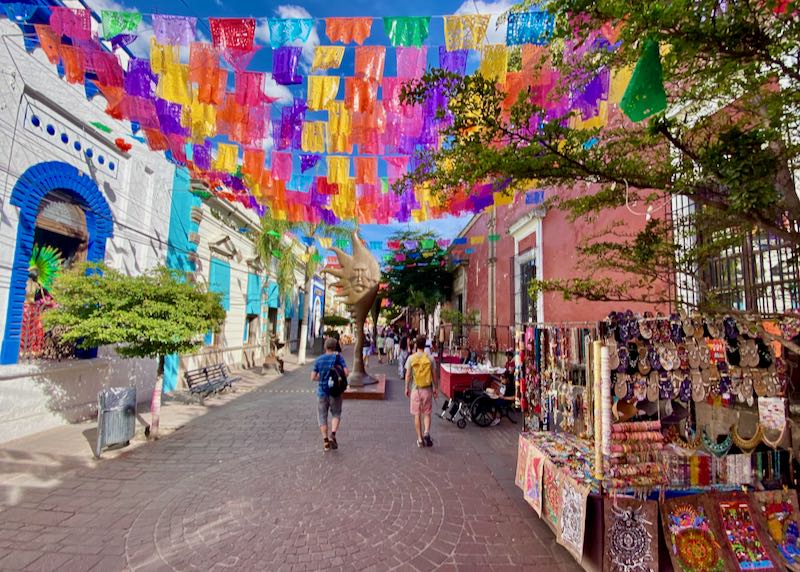 Where to stay in Tlaquepaque.