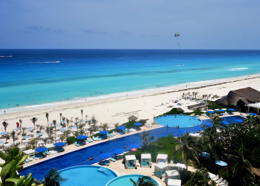 4-star Cancun beach resort.